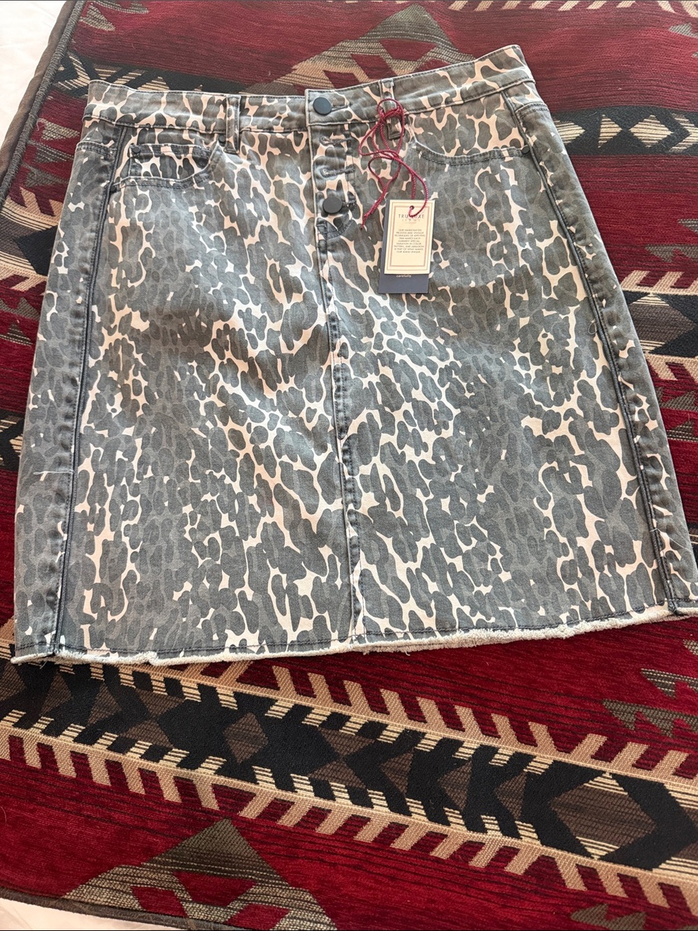 Tru Luxe Jeans Gray and White Leopard Print Denim Mini Skirt
